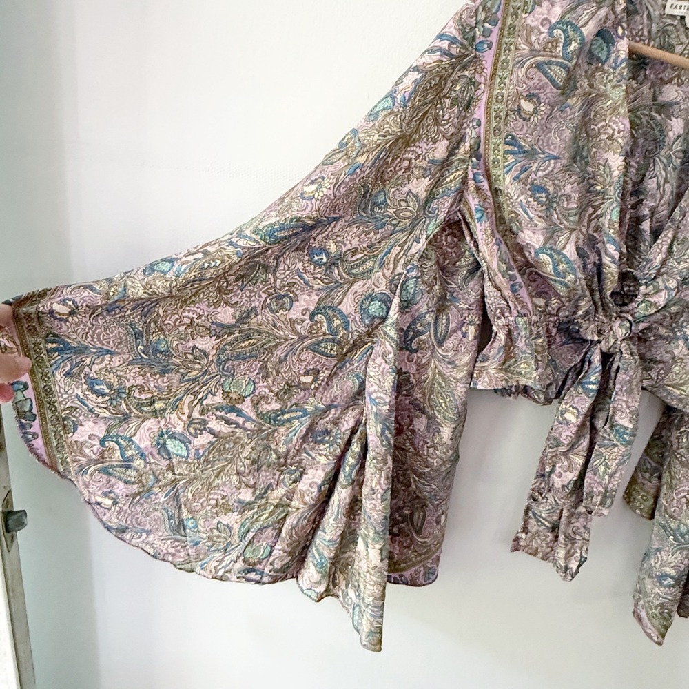 Earthbound Paisley Crop Top Medium Boho Bell Sleeve Tie Front Hippie Festival - Picture 4 of 8